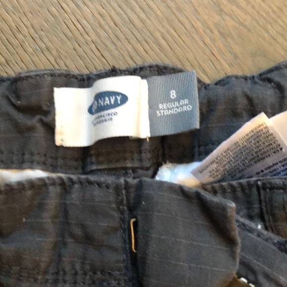 3 pairs of size 8 cargo shorts - Picture 4 of 7